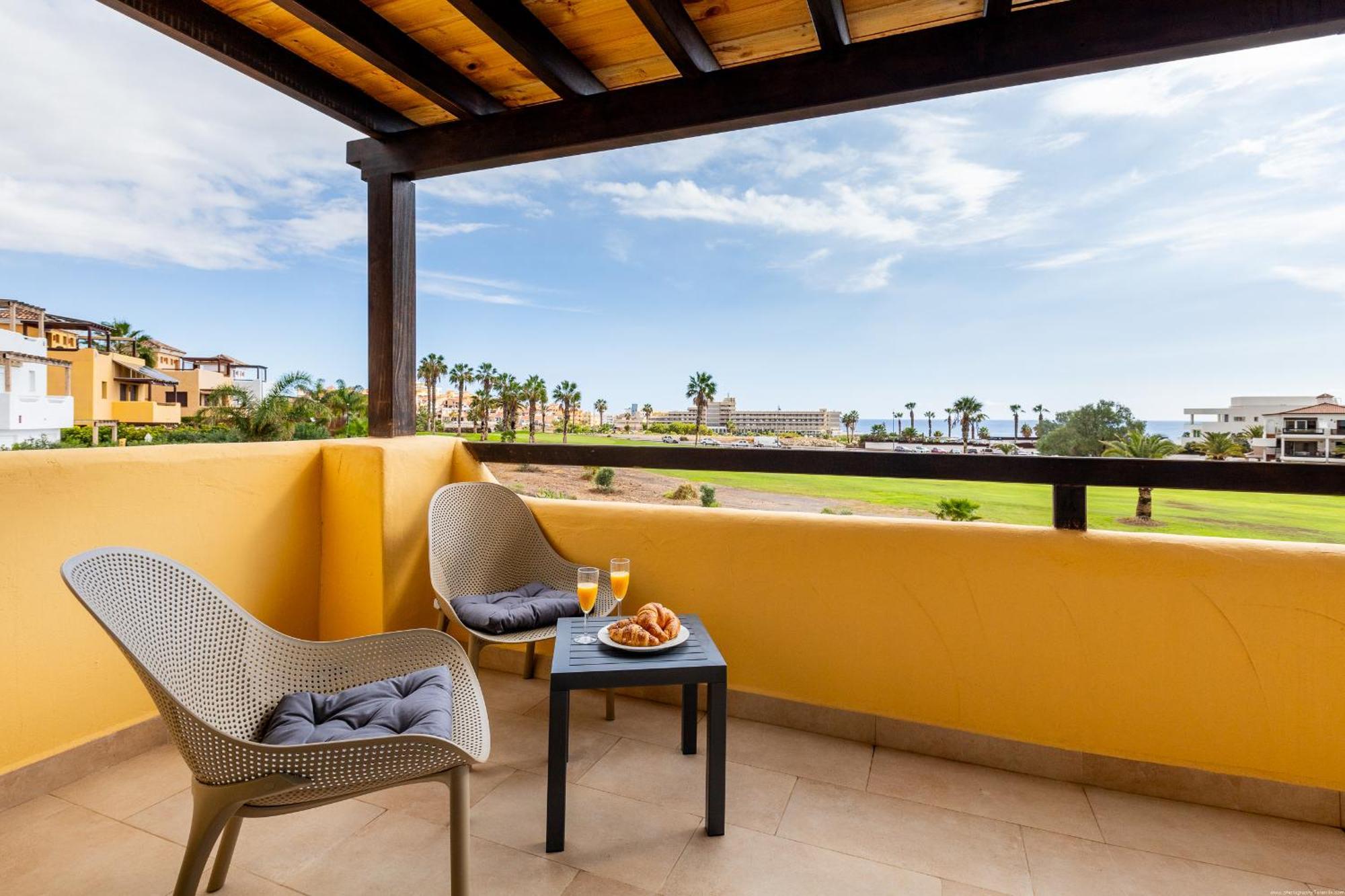 Villa With 4 Bedrooms And Private Heated Pool San Miguel de Abona Exterior photo